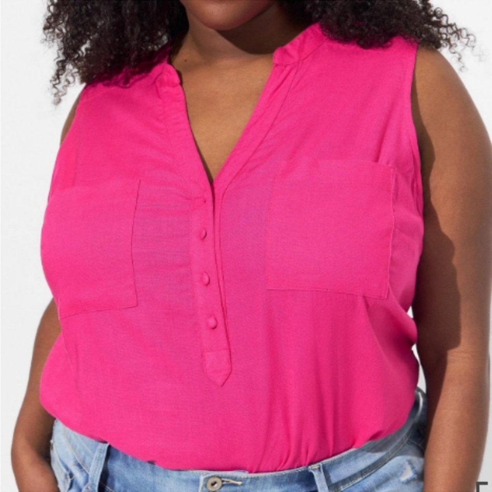 Sleeveless V-Neck Button Front Pink Tank Top